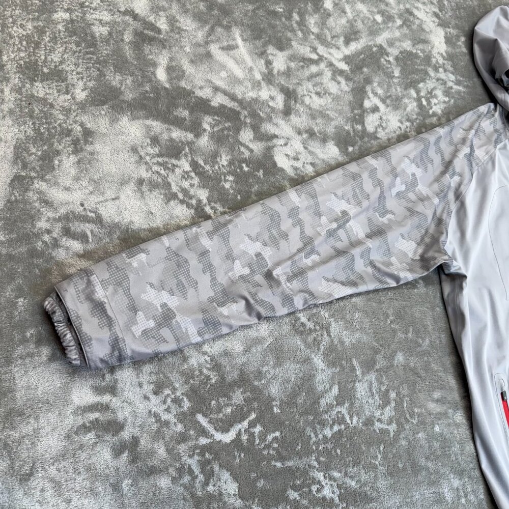 Peter Millar Performance Hybrid Jacket Seam Seale… - image 4